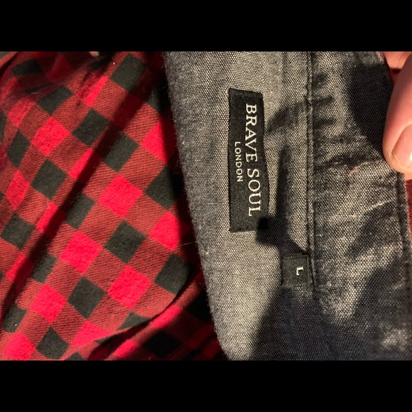 Brave Soul Men’s Large Red/Black Lumberjack Button Up - Picture 3 of 3
